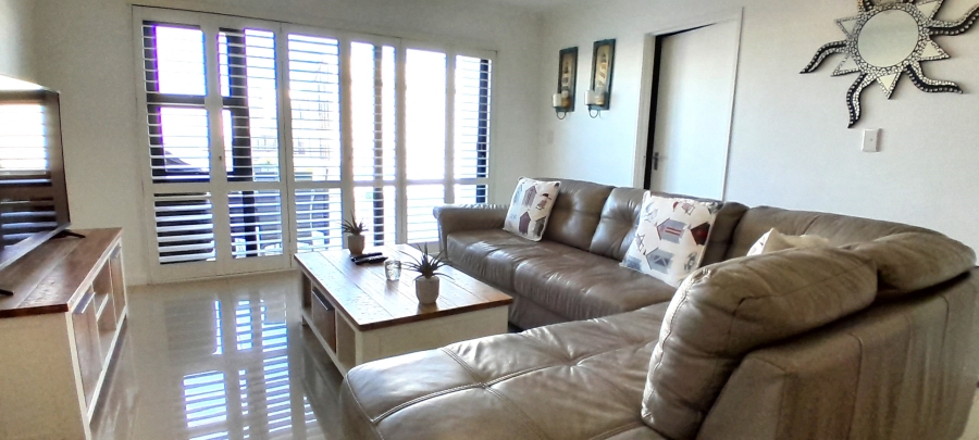 2 Bedroom Property for Sale in Big Bay Western Cape